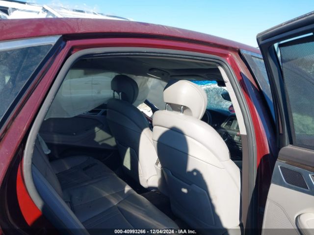 Hyundai Genesis 3.8 Image 2