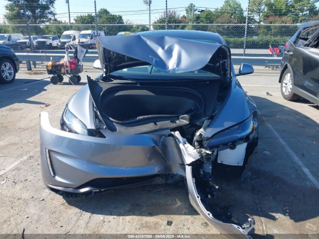 Tesla Model 3 Performance Image 2