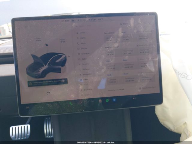 Tesla Model 3 Performance Image 13