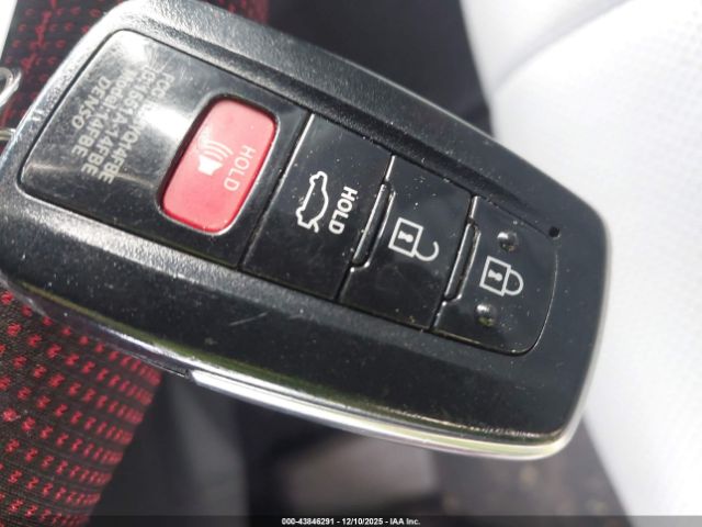 Toyota Avalon Xse Image 2