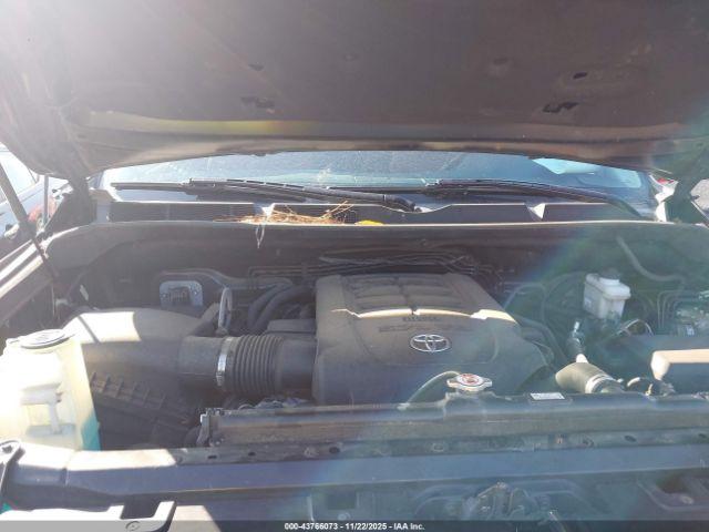 Toyota Tundra 1794 5.7l V8 Image 9