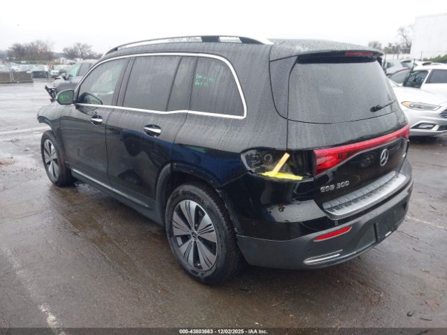 Mercedes-Benz EQB 4matic Image 4