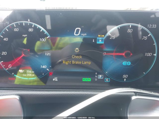 Mercedes-Benz EQB 4matic Image 18