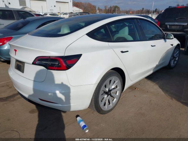 Tesla Model 3 Rear-wheel Drive Image 12