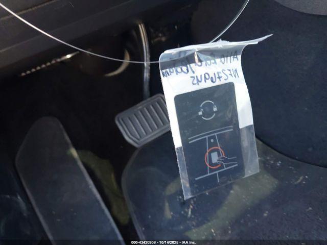 Tesla Model 3 Long Range Dual Motor All-wheel Drive Image 20