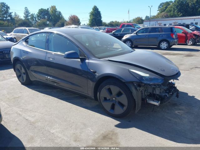 Tesla Model 3 Long Range Dual Motor All-wheel Drive Image 12