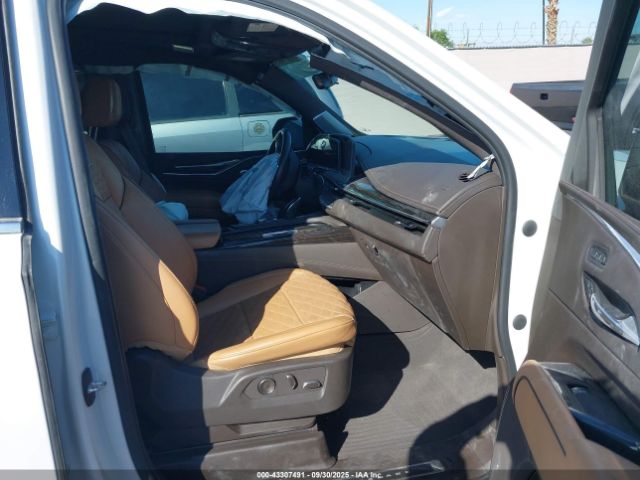 Cadillac Escalade 4wd Premium Luxury Image 16