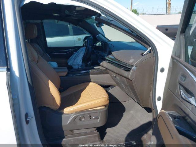 Cadillac Escalade 4wd Premium Luxury Image 16