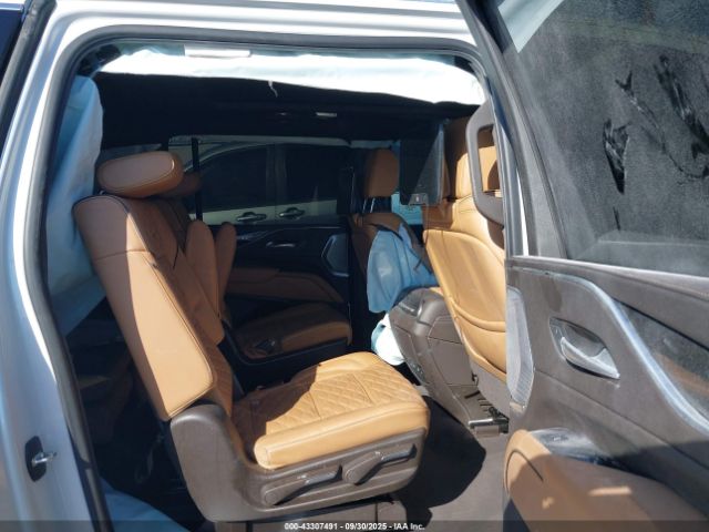 Cadillac Escalade 4wd Premium Luxury Image 2