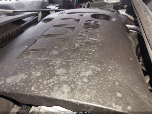 Toyota C-HR Xle Image 15