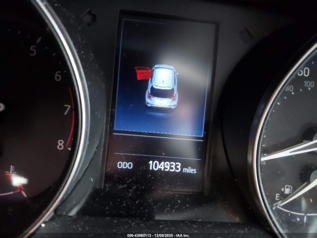 Toyota C-HR Xle Image 4