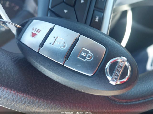 Nissan Rogue Sv Image 6