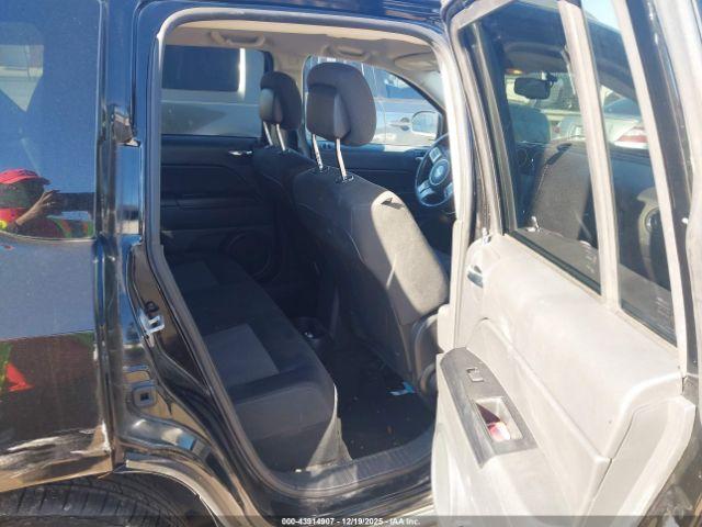 Jeep Compass Latitude Image 4