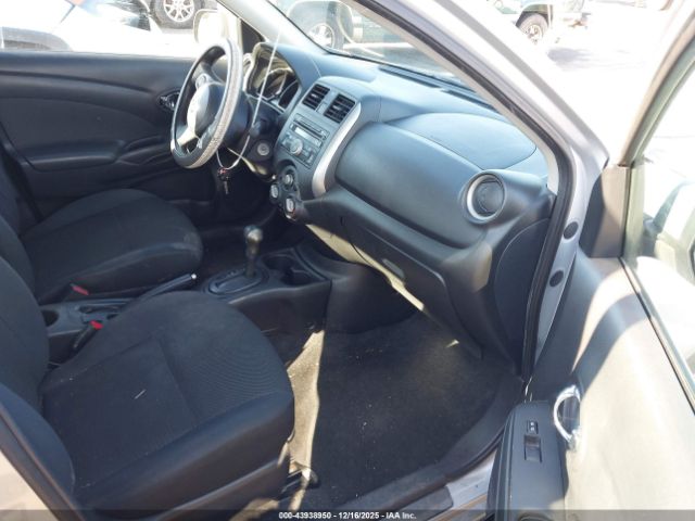 Nissan Versa 1.6 Sv Image 2