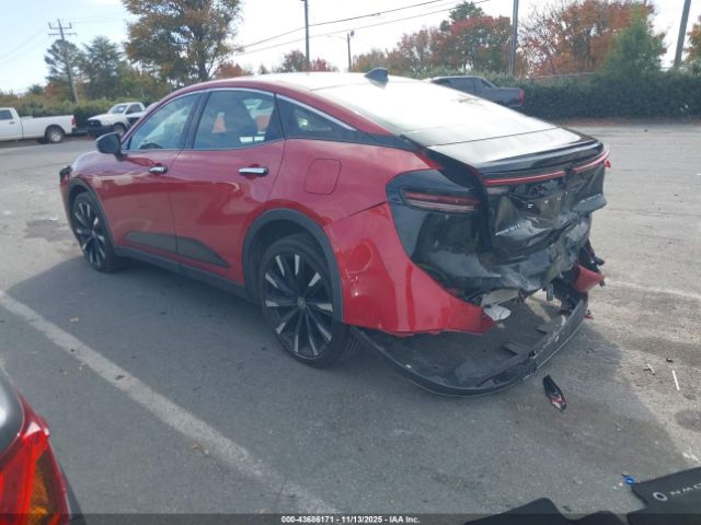 Toyota Crown Platinum Image 2