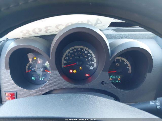 Dodge Nitro Heat Image 2