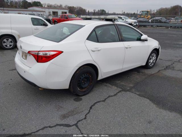 Toyota Corolla L Image 3