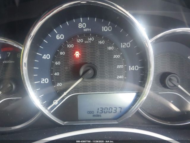 Toyota Corolla L Image 6