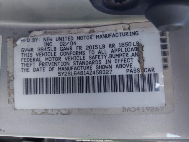 Pontiac Vibe Image 6