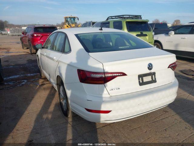 Volkswagen Jetta Image 6