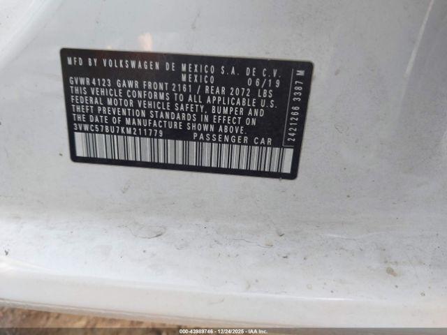 Volkswagen Jetta Image 2