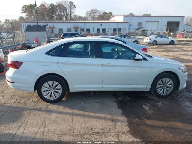 Volkswagen Jetta Image 7