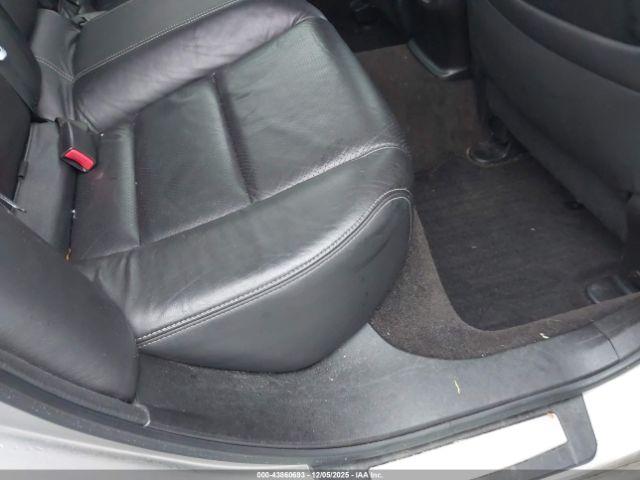 Acura TL 3.7 Image 8