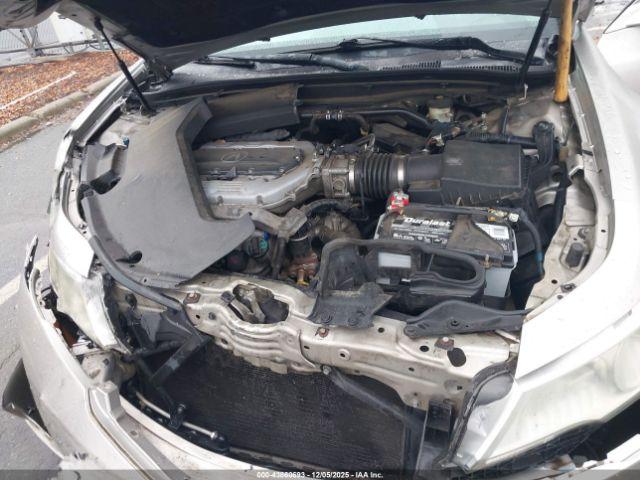Acura TL 3.7 Image 16