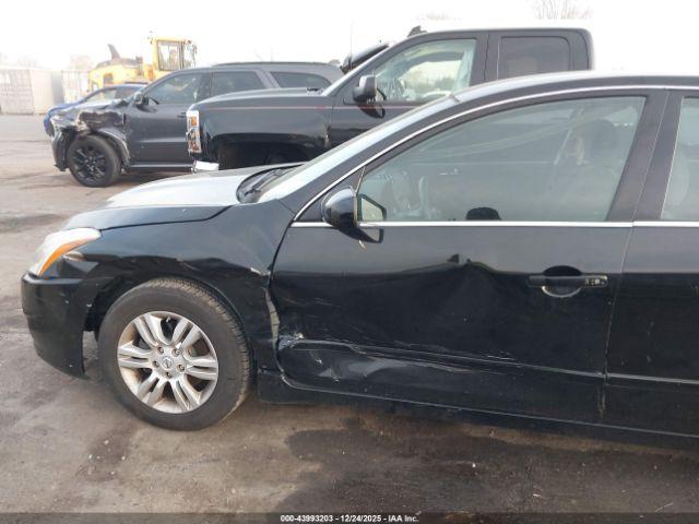 Nissan Altima 2.5 S Image 5