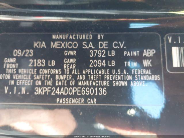 Kia Forte Lxs Image 17