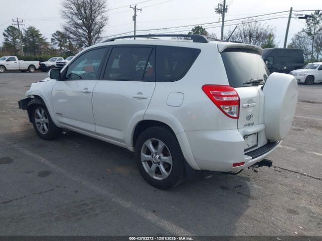 Toyota RAV4 Limited V6 Image 14