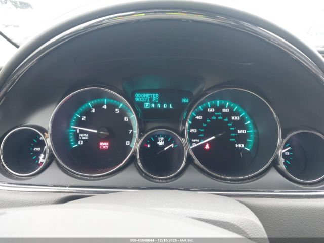 Buick Enclave Convenience Image 12