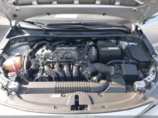 Toyota Corolla Le Image 7