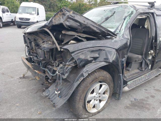 Nissan Pathfinder Sv Image 5