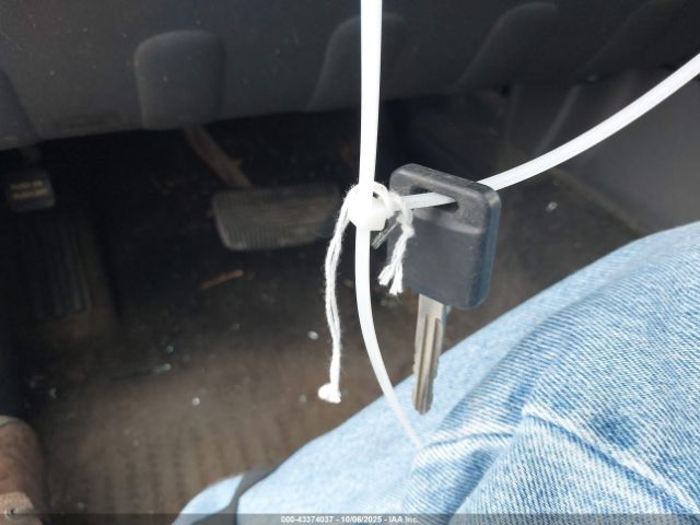 Nissan Pathfinder Sv Image 6