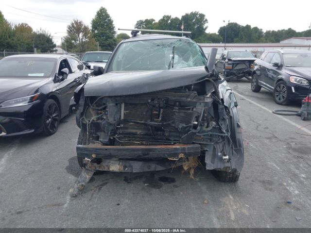 Nissan Pathfinder Sv Image 12