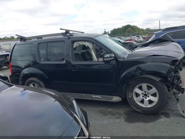 Nissan Pathfinder Sv Image 9