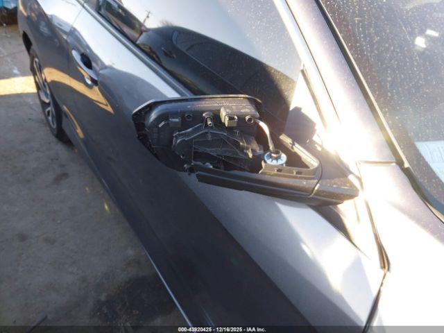 Honda Civic Lx Image 17