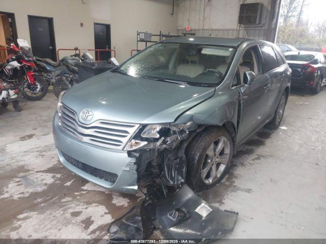 Toyota Venza Base V6 Image 2