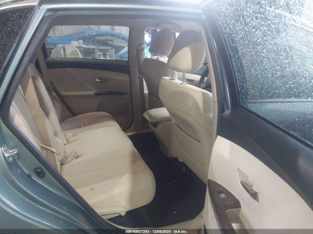 Toyota Venza Base V6 Image 8