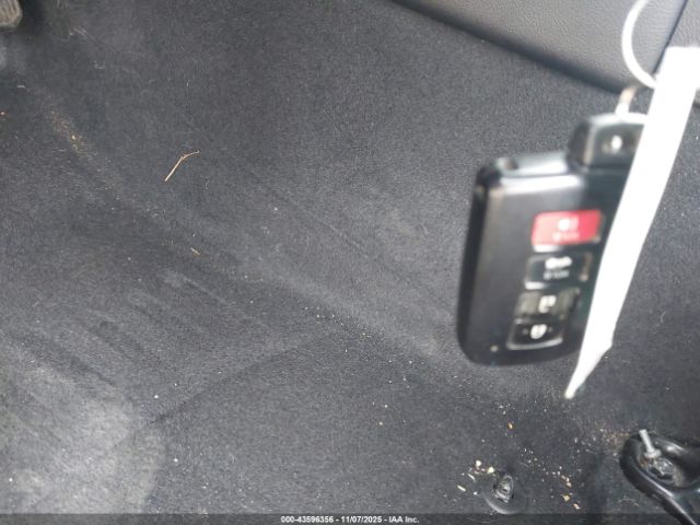 Toyota Camry Xse V6 Image 10