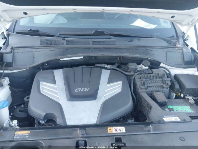 Hyundai SANTA FE Limited Ultimate Image 7