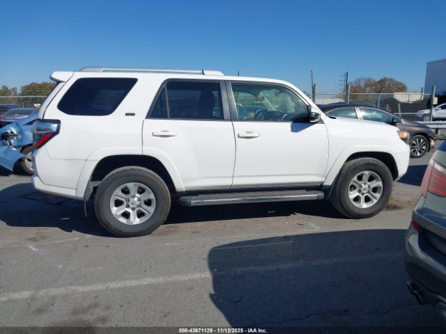 Toyota 4Runner Sr5 Image 6