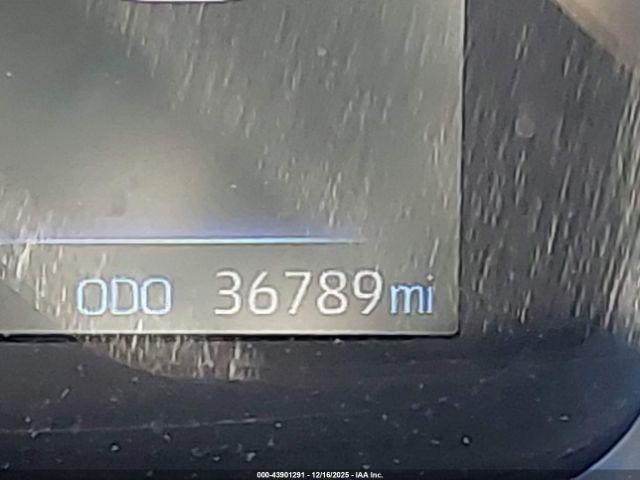 Toyota Corolla Le Image 14