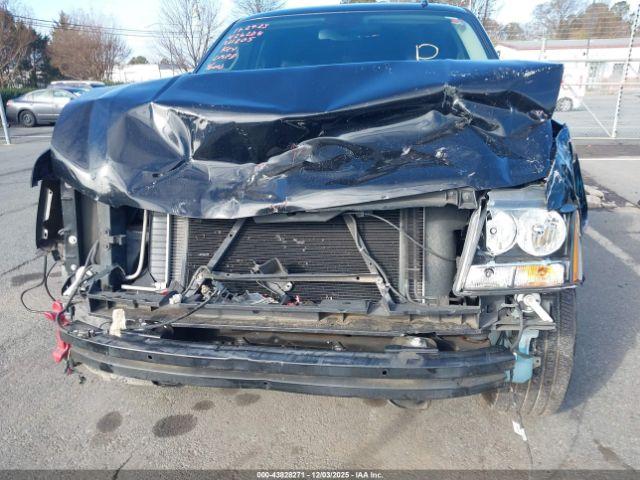 Chevrolet Tahoe Ltz Image 5