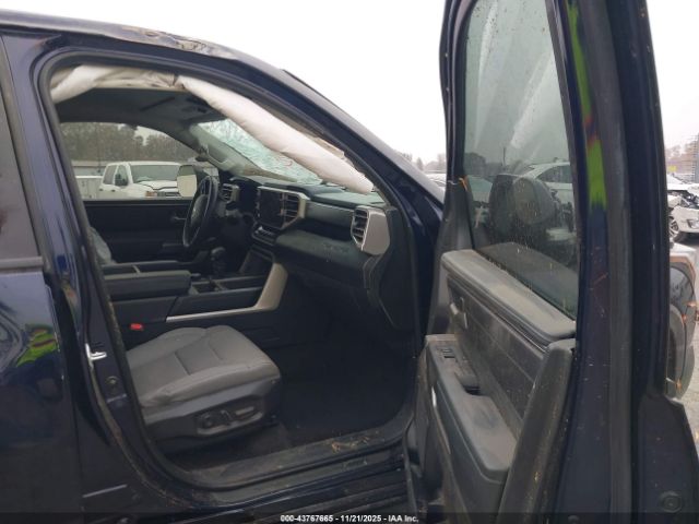 Toyota Tundra Sr5 Image 5