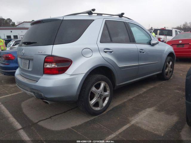 Mercedes-Benz M-Class 4matic Image 7