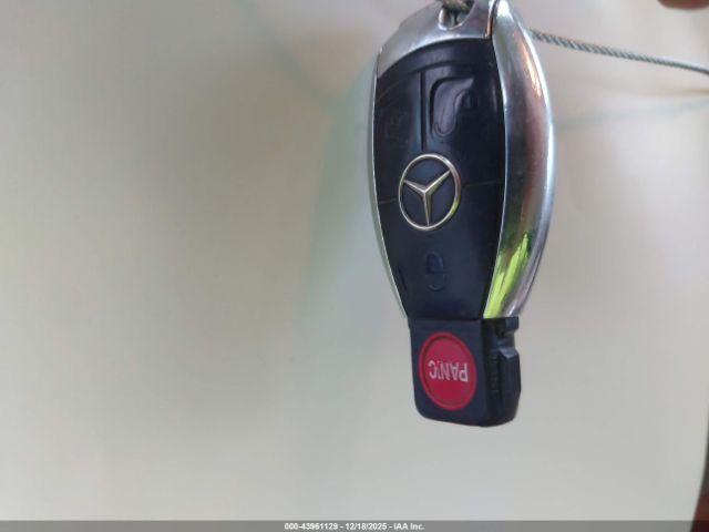 Mercedes-Benz M-Class 4matic Image 10