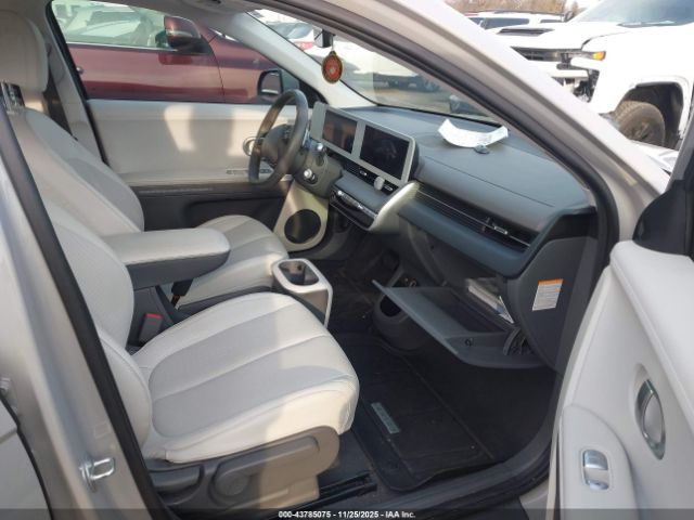 Hyundai Ioniq Sel Image 15