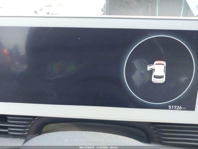 Hyundai Ioniq Sel Image 16